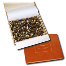 Laden Sie das Bild in den Galerie-Viewer, Grand Composition