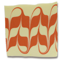 Laden Sie das Bild in den Galerie-Viewer, Sanddorn Orange handgeschöpft