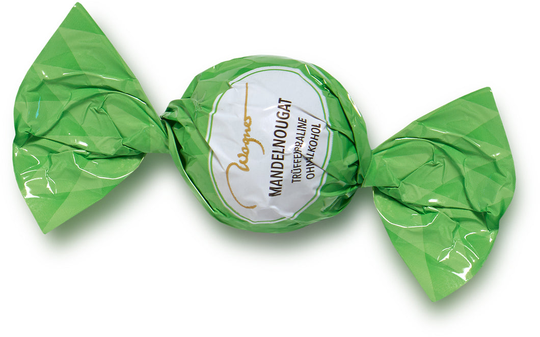 Weihnachtskugel Mandel